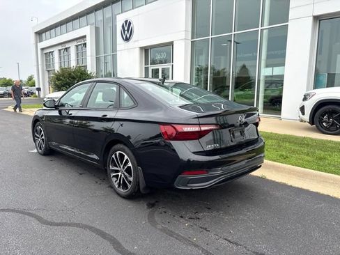 Used 2024 Volkswagen Jetta Sport FWD image 7
