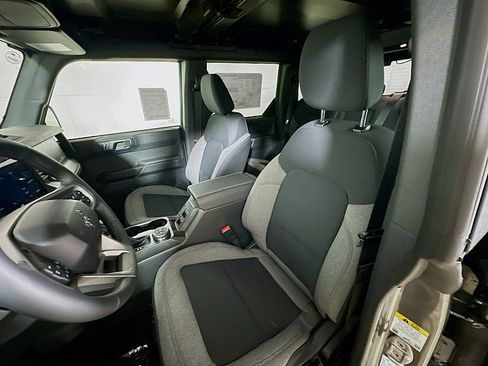 New 2025 Ford Bronco Big Bend image 8