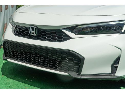Used 2025 Honda Civic Sport image 16