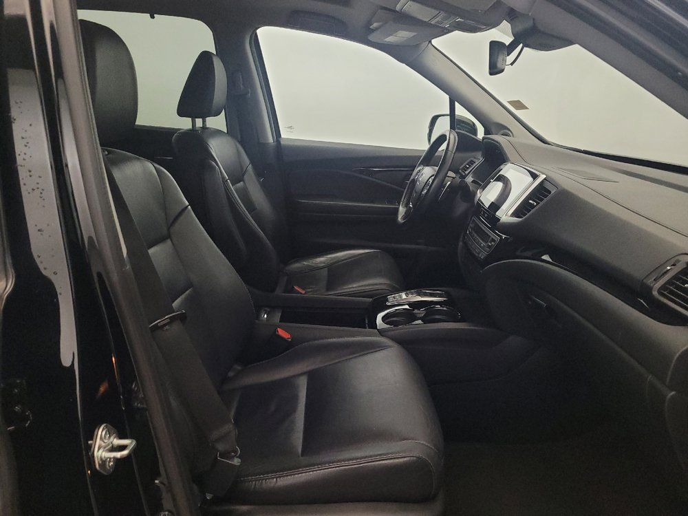 Used 2017 Honda Pilot Touring image 21