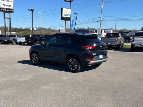 New 2026 Chevrolet TrailBlazer LT w/ Convenience Package FWD image 8