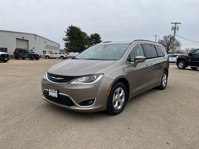 Used 2018 Chrysler Pacifica Touring Plus
