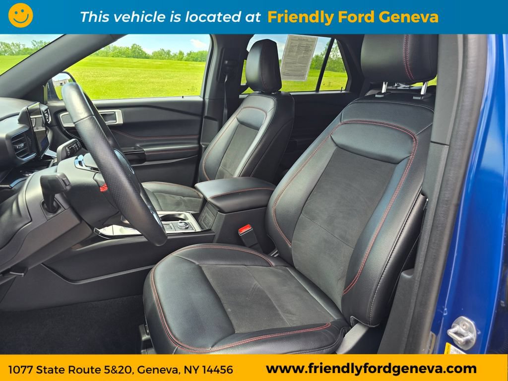 Used 2023 Ford Explorer ST-Line AWD/4WD image 18