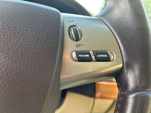 Used 2010 Jaguar XF Luxury RWD image 26