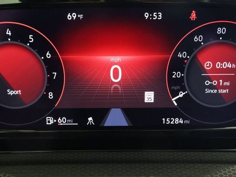 Used 2024 Volkswagen GTI SE FWD image 17
