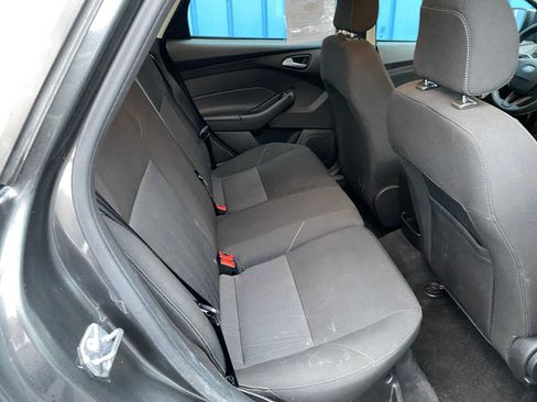 Used 2018 Ford Focus SE image 28