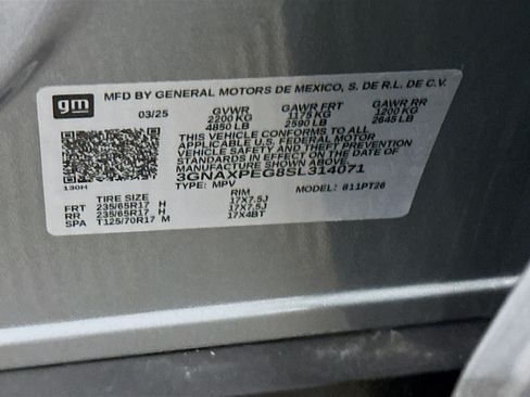 Used 2025 Chevrolet Equinox LT AWD/4WD image 12