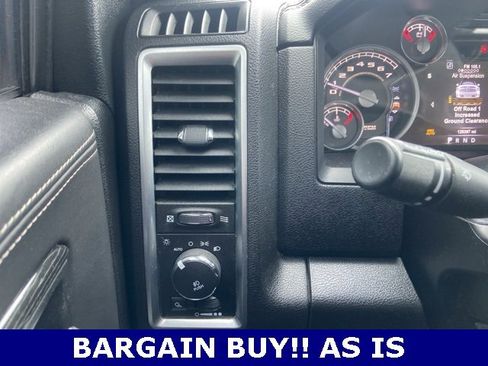 Used 2015 RAM 1500 Limited image 19