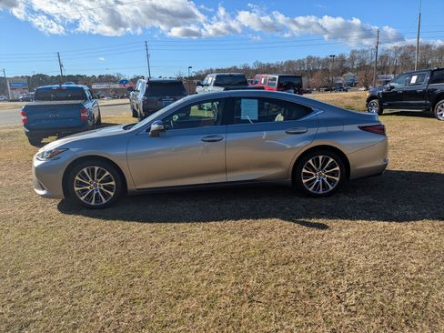 Used 2020 Lexus ES 350 w/ Premium Package image 7