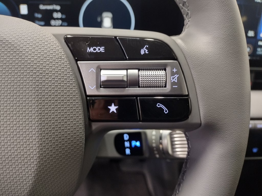 New 2027 Hyundai Ioniq 5 SE AWD/4WD image 25
