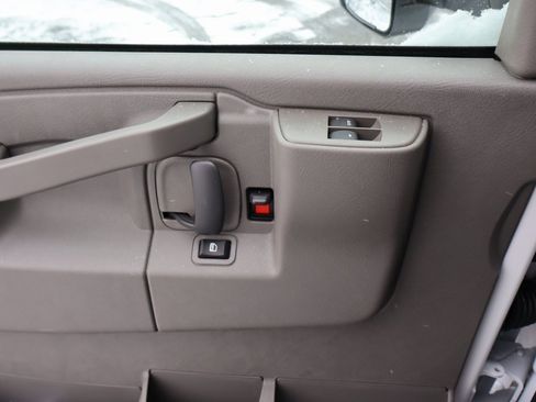 New 2025 Chevrolet Express 3500 w/ Power Convenience Package image 8