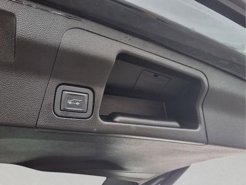 Used 2020 GMC Acadia Denali image 31