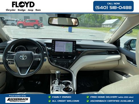 Used 2024 Toyota Camry XLE w/ Navigation Package FWD image 26