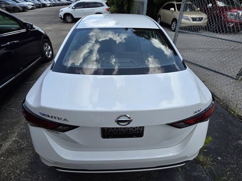 Used 2023 Nissan Sentra SV FWD image 3
