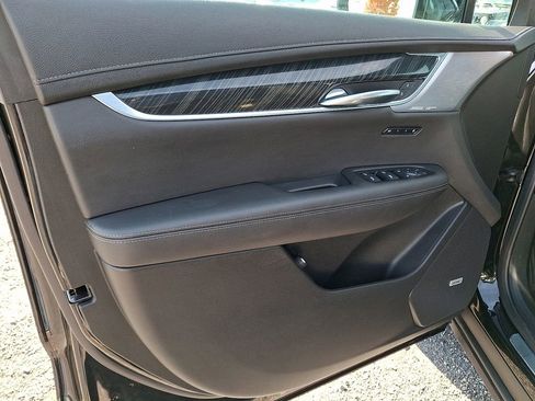 Used 2020 Cadillac XT6 Premium Luxury image 20