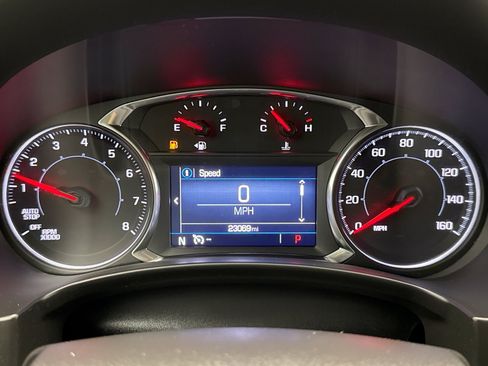 Used 2023 GMC Terrain SLE FWD image 9