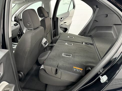 Used 2023 Chevrolet Equinox LS w/ Midnight Edition FWD image 13