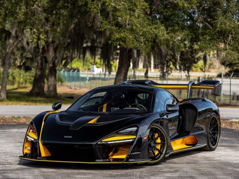 Used 2019 McLaren Senna image 78