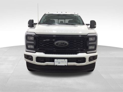 New 2025 Ford F250 Lariat w/ Lariat Ultimate Package image 5