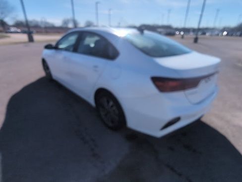 Used 2024 Kia Forte LXS image 5