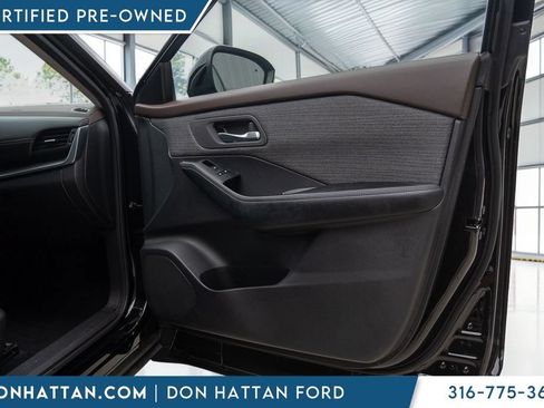 Used 2023 Nissan Rogue SV AWD/4WD image 29