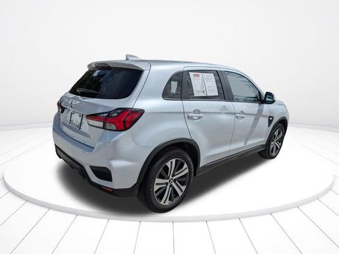 Used 2022 Mitsubishi Outlander Sport ES FWD image 4