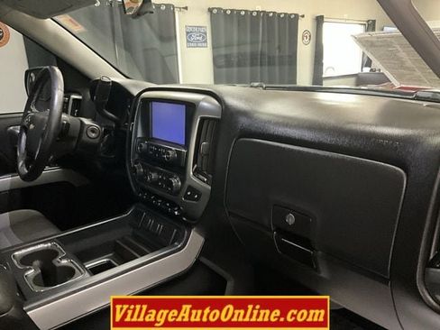 Used 2017 Chevrolet Silverado 1500 LT w/ LPO, Black Pack AWD/4WD image 29