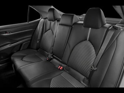 Used 2021 Toyota Camry SE w/ Cold Weather Package FWD image 89