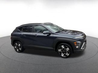Used 2025 Hyundai Kona SEL video 2
