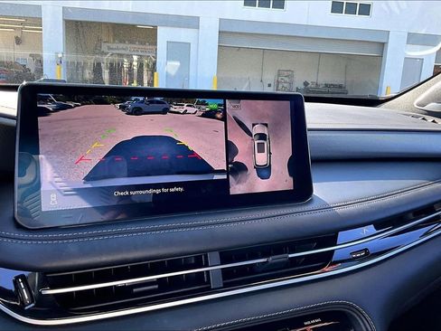 Used 2025 INFINITI QX60 Luxe w/ Black Edition image 27