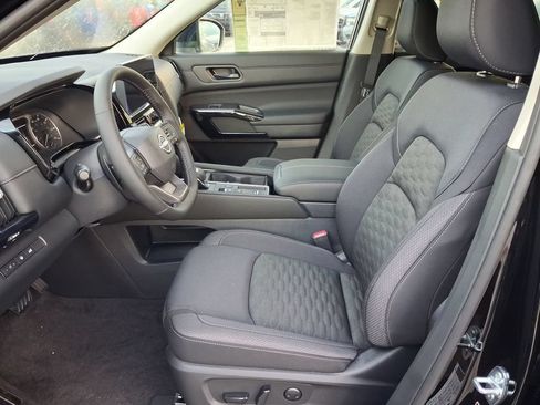 New 2026 Nissan Pathfinder SV FWD image 7