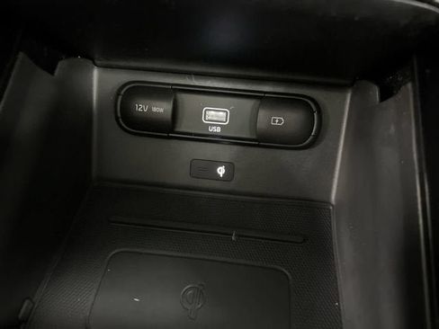 Used 2022 Kia Telluride EX w/ EX Premium Package FWD image 36
