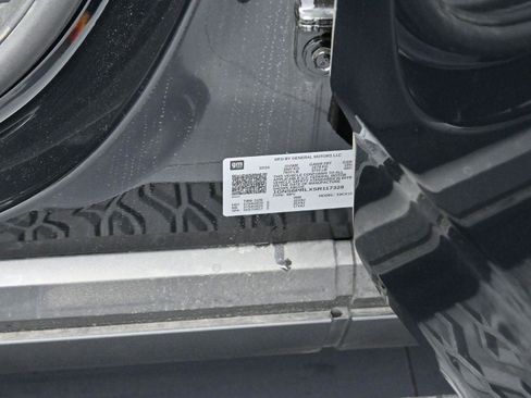 Used 2025 Chevrolet Tahoe Z71 w/ Z71 Off-Road Package image 45