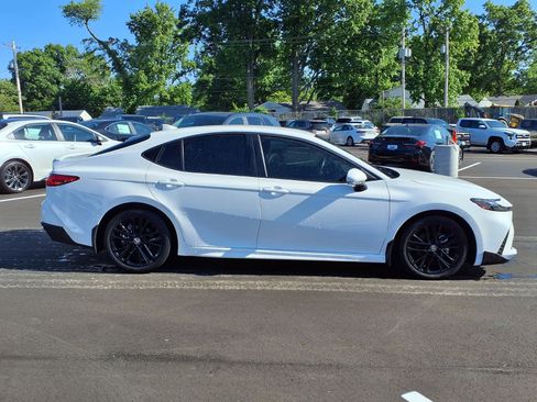 Certified 2025 Toyota Camry SE FWD image 2