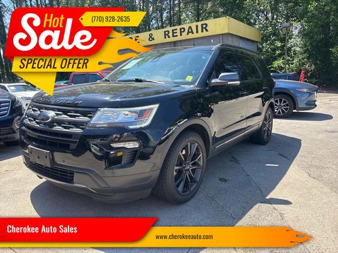 Used 2019 Ford Explorer XLT w/ Equipment Group 202A FWD image 1