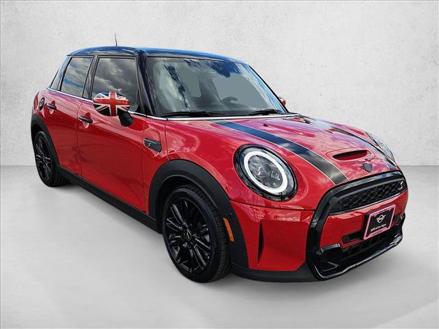 Used 2024 MINI Cooper S FWD image 3