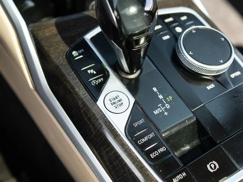 Used 2020 BMW 330i Sedan w/ Convenience Package image 33