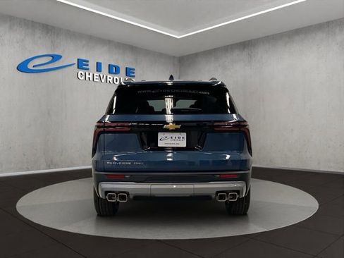 New 2026 Chevrolet Traverse LT w/ Driver Confidence Package AWD/4WD image 5