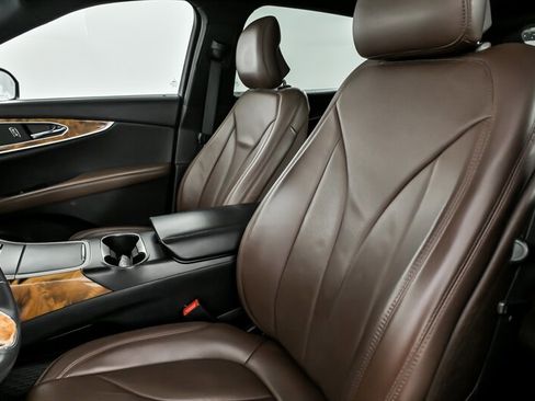 Used 2017 Lincoln MKX Reserve w/ Lincoln MKX Climate Package image 20