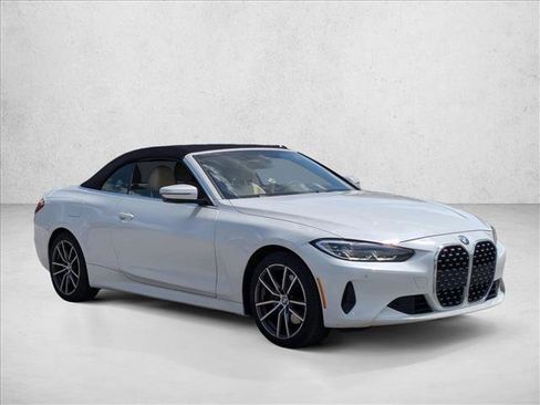 Used 2022 BMW 430i xDrive Convertible w/ Convenience Package AWD/4WD image 3