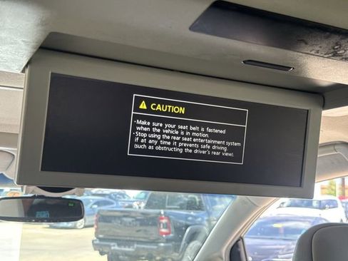 Used 2013 Toyota Sienna Limited w/ Premium Pkg FWD image 17