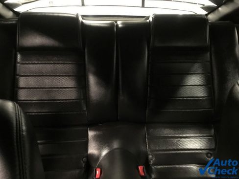 Used 2005 Ford Mustang GT Premium image 24
