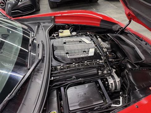 Used 2016 Chevrolet Corvette Z06 w/ 3LZ Preferred Equipment Group image 25