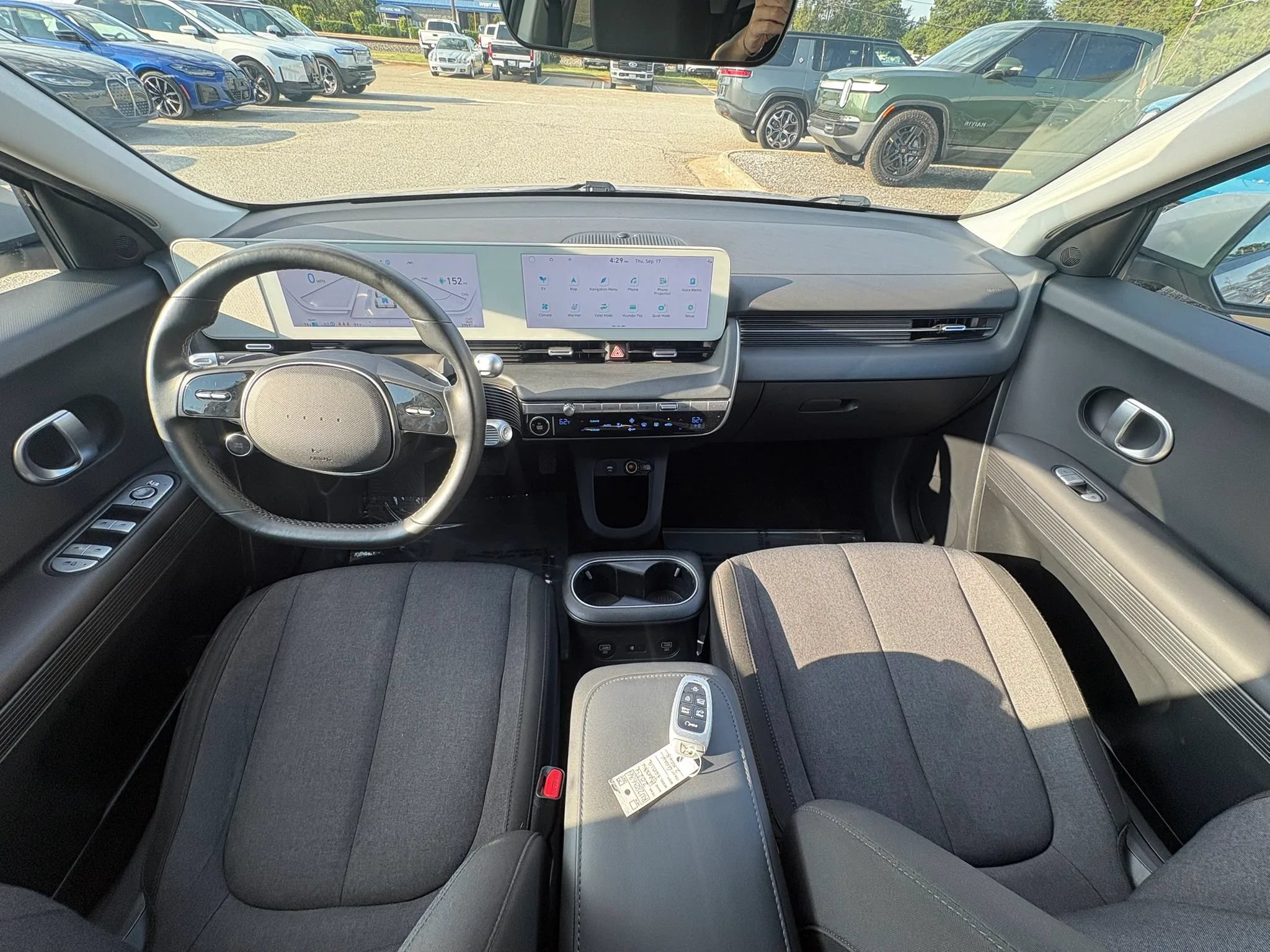 Used 2024 Hyundai Ioniq 5 SEL AWD/4WD image 18