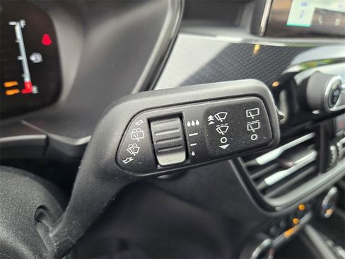 Used 2023 Ford Escape ST-Line image 29