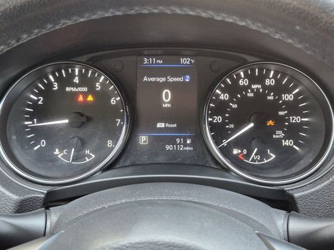 Used 2019 Nissan Rogue SL AWD/4WD image 18