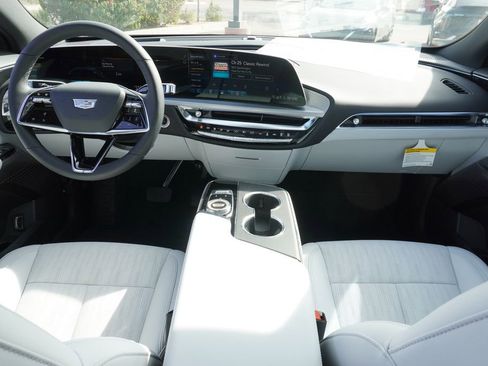 New 2025 Cadillac Lyriq Sport RWD image 11