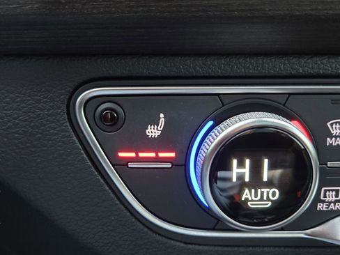 Used 2023 Audi Q5 2.0T Premium Plus image 22