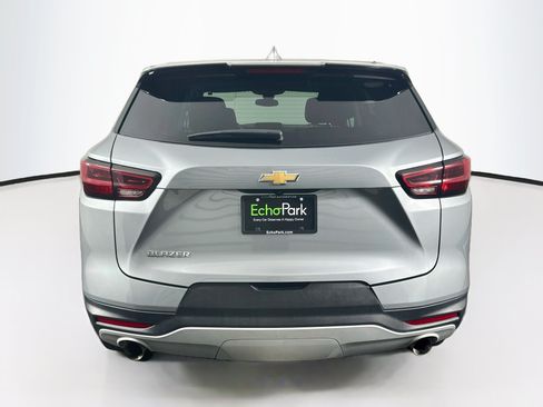 Used 2025 Chevrolet Blazer LT FWD image 7