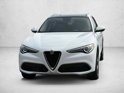 Used 2018 Alfa Romeo Stelvio Ti AWD/4WD image 23